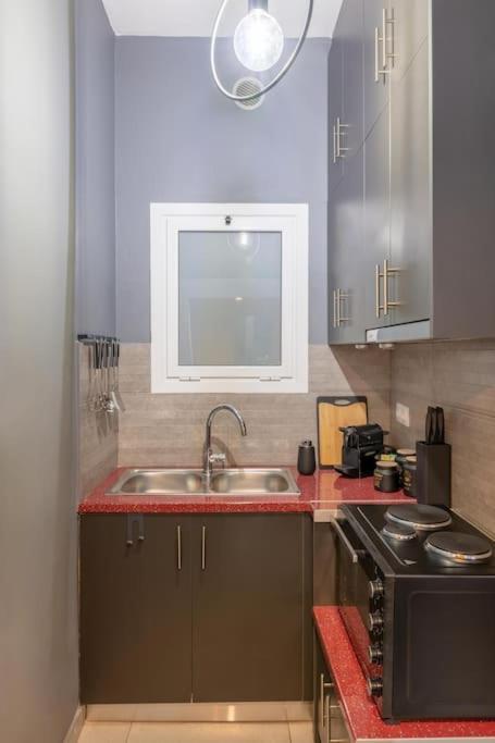The Hostmaster Hollywood Space Studio Atena Exterior foto