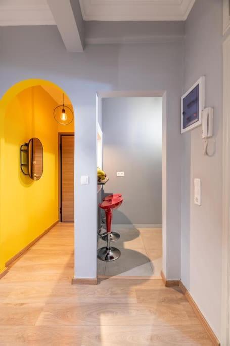 The Hostmaster Hollywood Space Studio Atena Exterior foto