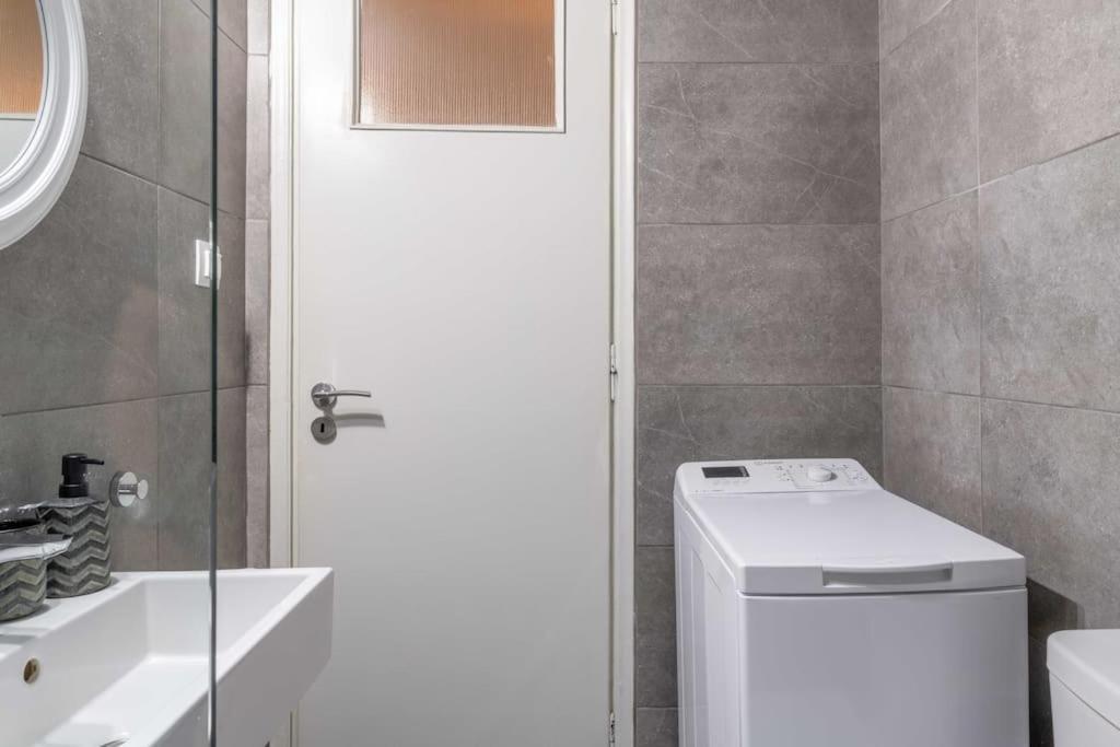 The Hostmaster Hollywood Space Studio Atena Exterior foto
